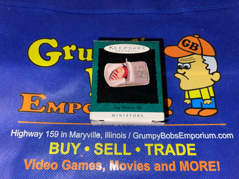 Long Winter's Nap (Miniature) (1996) Patricia Andrews (Hallmark Keepsake) Pre-Owned: Ornament and Box