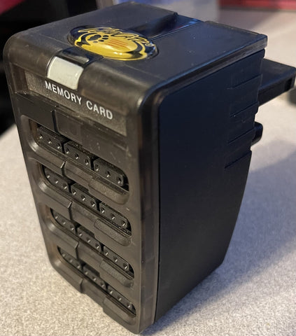 Multitap Adapter - MadCatz - Black - 8208 (Playstation 2) Pre-Owned