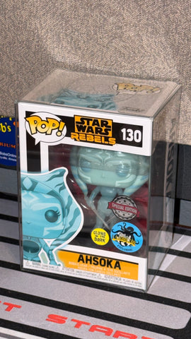 POP! Star Wars #130: Rebels - Ahsoka [Special Edition] [L.A. Comic Con Exclusive] [Glows in the Dark] (Funko POP!) Figure and Box w/ Protector (Box Damage)