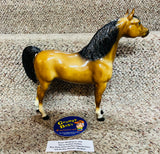 Breyer Molding Co. USA / Glossy Arabian Stallion / Approx. 10"x 11" / Pre-Owned / No Box / See Pictures