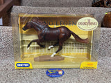 Breyer Reeves / Traditional Series / SMARTY JONES / #586 / 2005 / 1:9 Scale / 2004 Kentucky Derby and Preakness Stakes Winner /  in Original Box / See Pictures and Info in Listing