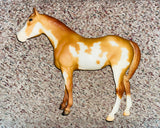 Breyer Molding Co. USA / INDIANA / #701002 / 2002 Spring Show Special Ed. Model / Was Only Available Feb.-July 2002 / Includes COA / See Info in Listing / Approx 8 1/2" x 9 1/2" / Pre-owned / No Box / See Pictures