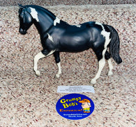 Breyer Molding Co. / 1997 Fall Show Special "Desperado" / Approx. 8" x 9 1/2" / No Box / See Pictures