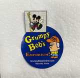 Disney Parks / Authentic Official "Pin Trading" Pin /Push Back Pin / 2020 / Kingdom Hearts III / King Mickey Holding Key Blade Sword / Pre-Owned / See Listing and Pictures