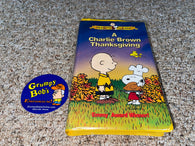 A Charlie Brown Thanksgiving (Peanuts Classics) (Clamshell Edition) (VHS) Pre-Owned