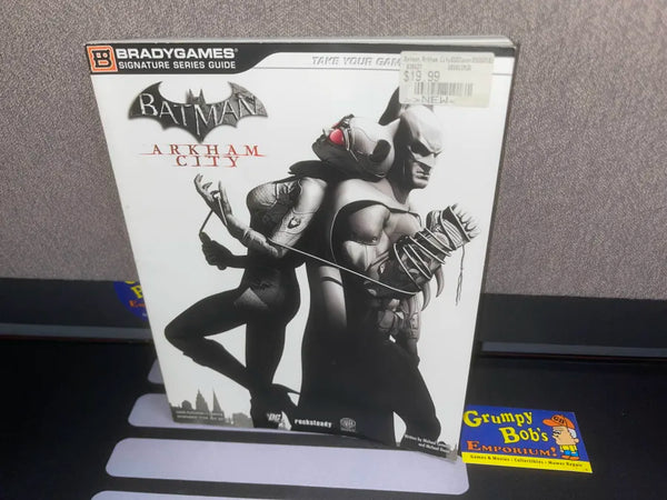 Batman: Arkham City (Official Strategy Guide) (BradyGames) Pre-Owned