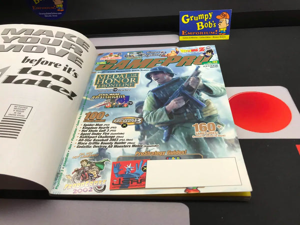 GamePro Magazine: May 2002 / Issue 164 / "Medal of Honor: Frontline" Cover (As Pictured) Pre-Owned