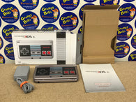 SYSTEM - Retro NES Edition (Nintendo 3DS XL) Pre-Owned: System, Stylus, Manual, Charger, Cardboard Tray and Box [Matching Serial] (As Pictured)