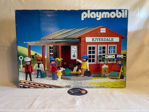 Riverdale Train Station (4301) (Playmobil) (1987 geobra BRANDSTATTER) New in Box (Pictured)