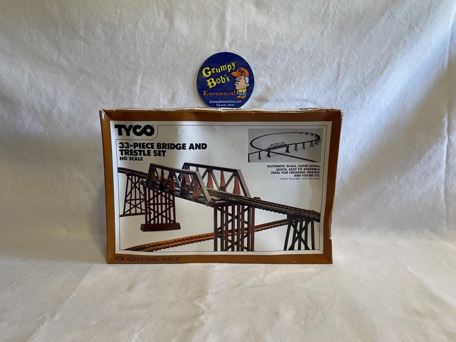 TYCO 33-Piece Bridge and Trestle Set (909) HO Scale (Plastic Model