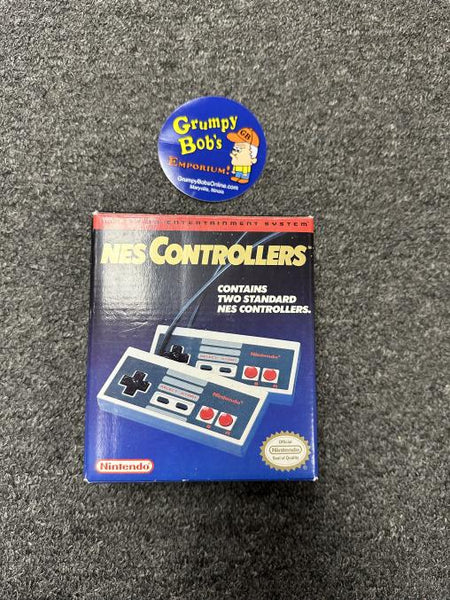 NES Controllers - Official - Double Pack (Nintendo) Pre-Owned: 2 Controllers, Manual, and Box (Pictured)