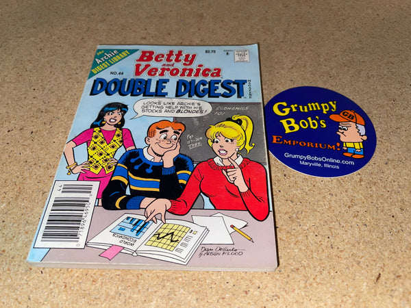 Betty and Veronica Double Digest #44 (The Archie Digest Library) (Paperback) Pre-Owned