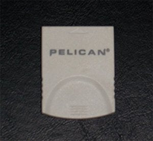 Pelican Memory Card - White (GameCube) Pre-Owned