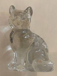 Fenton Art Glass / Sitting Cat / Clear Glass / Approx 3 3/4"/ Stamped with Fenton Logo in Glass / 1985-1996 Fenton Logo Label / No Original Box (Pre-Owned)
