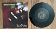 Eurythmics "This Is The House"... Plus 4 Live Tracks / RCAT 199 / 12" (Side A 45 RPM / Side B 33 1/3) / 1982 / Marketed by RCA Ltd. England from RCA Master Recordings / (Vinyl) Pre-Owned