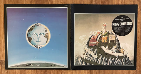 King Crimson: "The Young Persons' Guide to King Crimson" / 2625 035 Stereo / 1975 Polydor / E.G. Records / West Germany (2-Album Vinyl / Gatefold) Pre-Owned  (Light Scuff Marks* / No Booklet*)