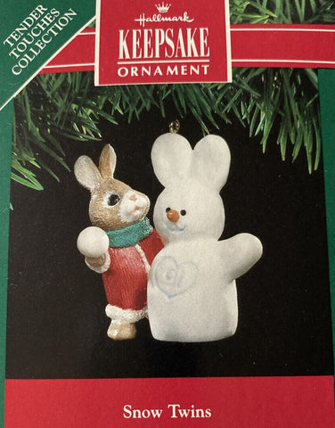 Snow Twins (1991) Tender Touches Collection (Hallmark Keepsake) Pre-Owned: Ornament and Box