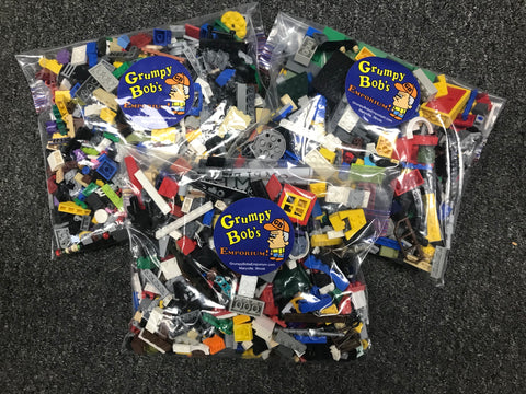 ONE POUND BAG  Assorted LEGO building pieces (ALL ASSORTED) Pre-Owned