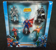 DC Comics - Justice League - 5 Piece - Collectible Figurines Box Set (Toys and Collectibles) NEW