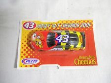 Honey Nut Cheerios 2001 Car - 43 - Petty Enterprises - NEW